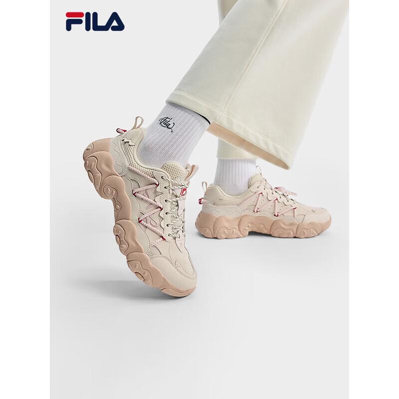 FILA Women s Cat Claw 6 Ice Cream Chunky Sneakers US 7.5