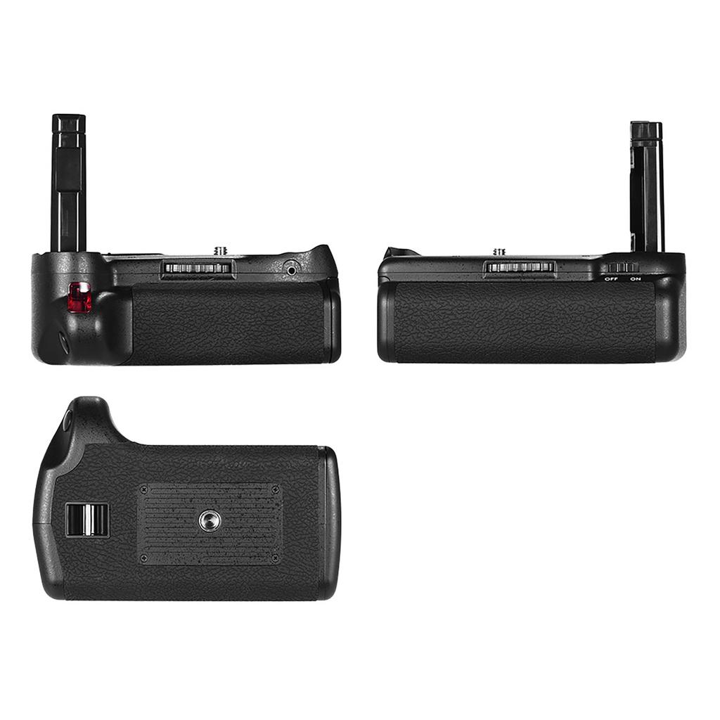 Vertical Battery Grip Holder for  D5500 D5600 DSLR Camera EN EL 14 Battery Powered with IR Remote Control