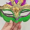 Mardi Gras Piórkowa Maska dla Kobiet Maskarada Cekinowa Wenecka Karnawałowa Maska z Frędzlem na Halloween Party Kostium Cosplay