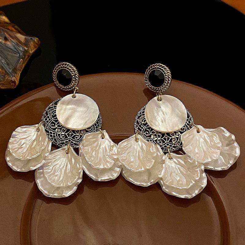 

Богемные Ретро Серьги с Длинными Кисточками из Ракушек - Элегантные и Роскошные 925 Silver Needle