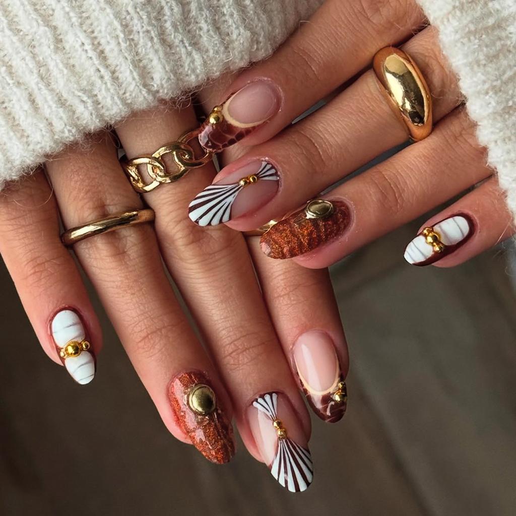 24-piece oval-shaped press-on nails in autumn and winter, ins-style coffee color with crocodile pattern
