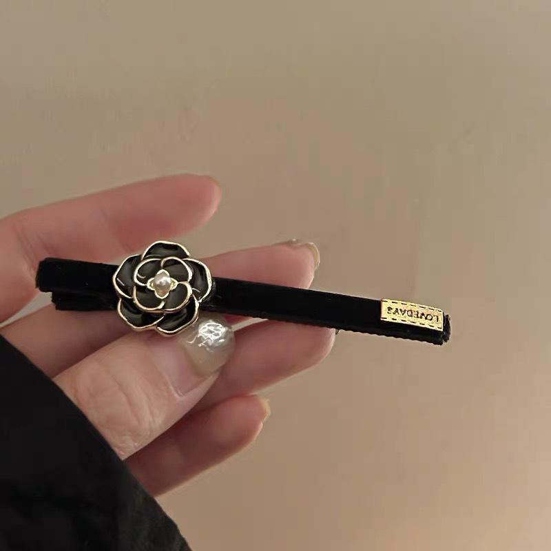 

Французская винтажная заколка для волос в виде цветка камелии с жемчугом и бархатом, элегантные заколки для боковых прядей для дам, аксессуары для волос для девочек