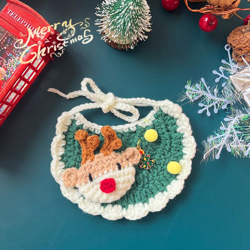 Hand-Knitted Wool Christmas Pet Snood Collar for Cats and Small Dogs