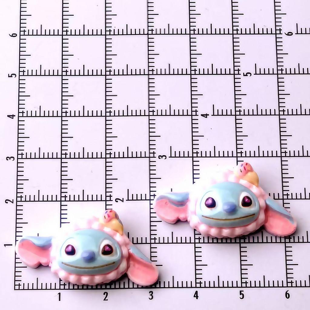 Anime Cartoon Headgear Resin Accessories: Handmade DIY Cream Glue Decorations for Hair Ties and Phone Cases.