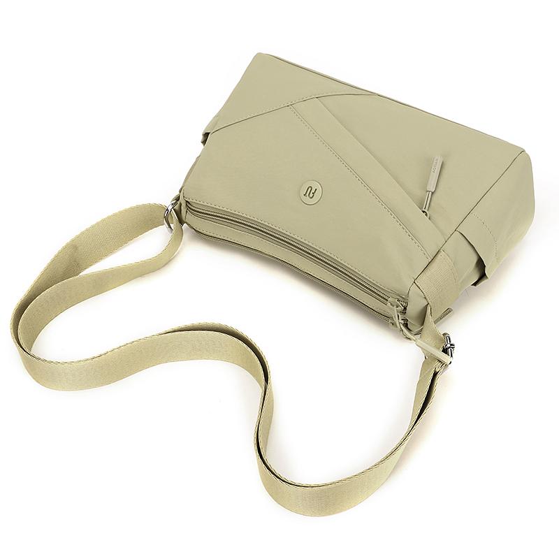 Women's Bag Multi-compartment Shoulder Crossbody Bag Outdoor Travel Bag
