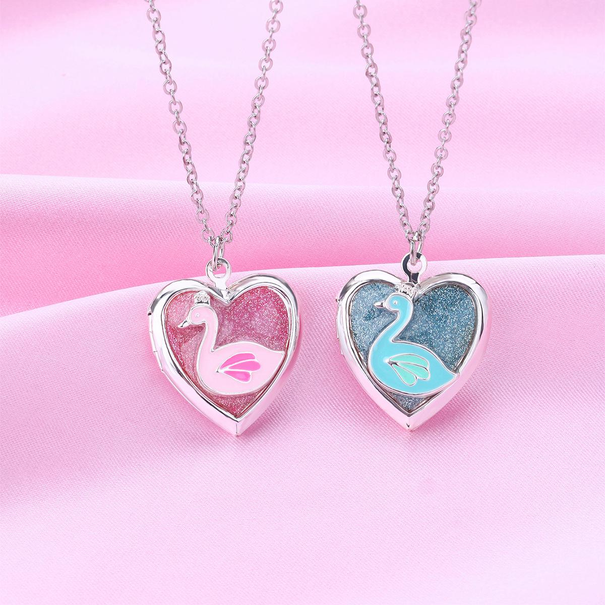 

Cartoon Photo Box Necklace with Heart Pendant - DIY Photo Holder for Kids