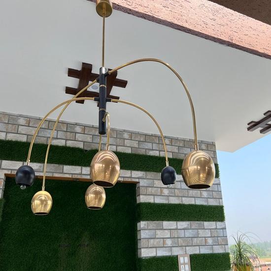 6-Light Adjustable Arm Chandelier Design In Raw Brass Elegant Rotating Ceiling Light Fixture for Living Room Kitchen