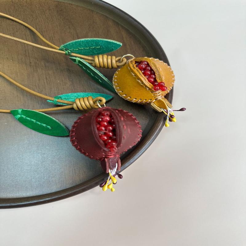 Simulation Fruit Pendant Leather Pomegranate Bag Charm Keychain Decoration Pendant Women'S Backpack Exquisite Accessories