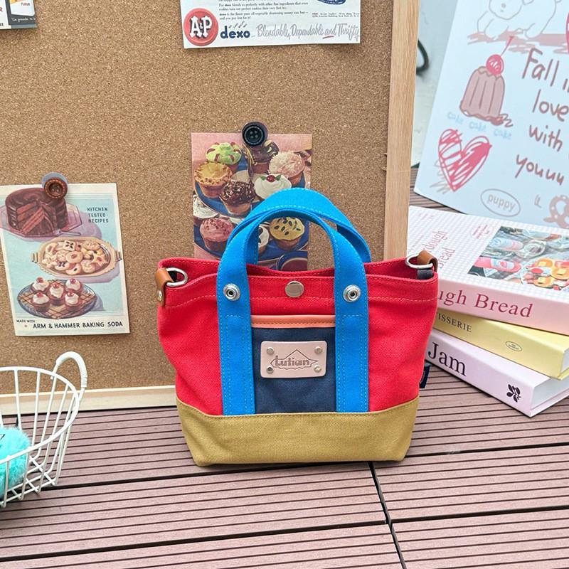 Spring Canvas Bag With Contrast Color Design For Casual Travel And Urban Lifestyle