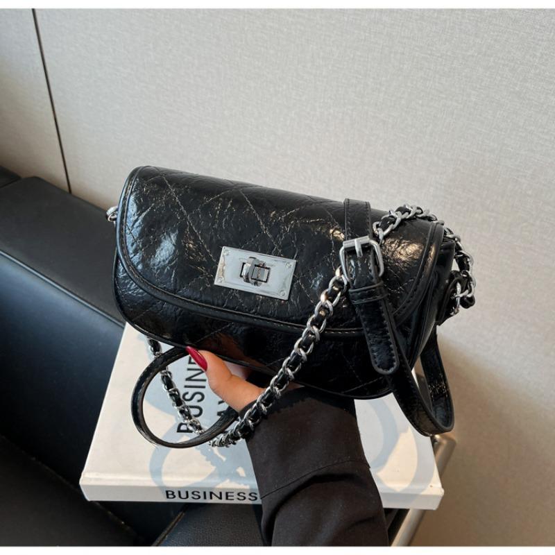 

Mini chain bag women s new versatile high-quality texture niche silver messenger bag