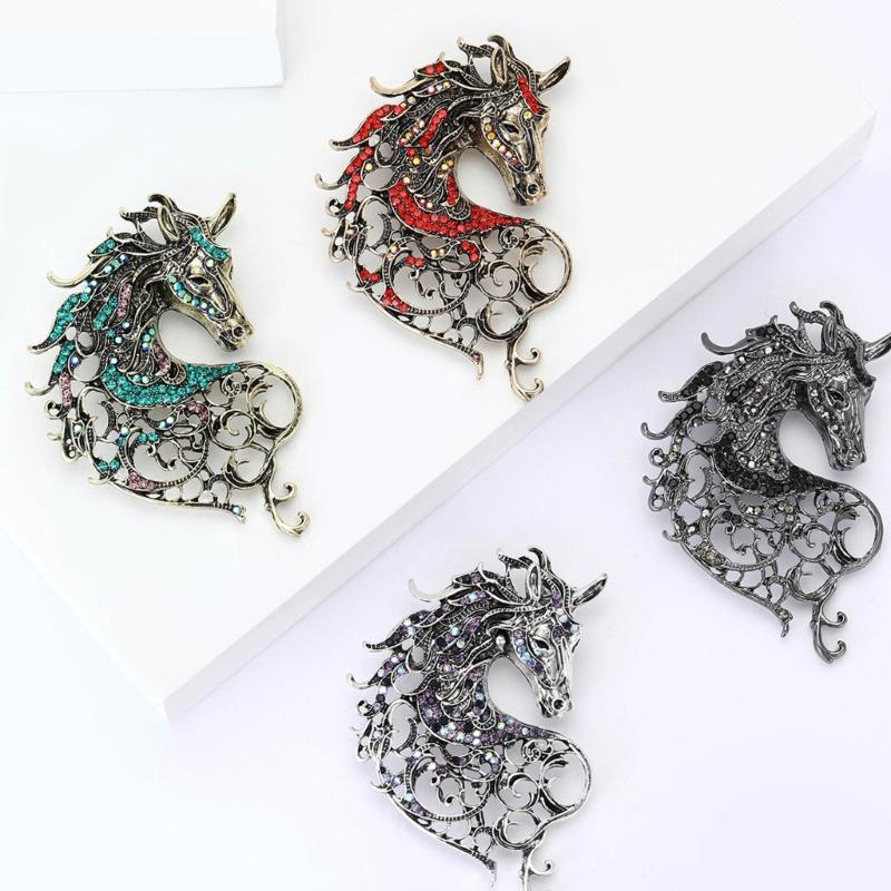 Unique Vintage Horse Head Brooch Elegant Fashion Chest Pin Badge Jewelry Clothing Accessory For Women Men