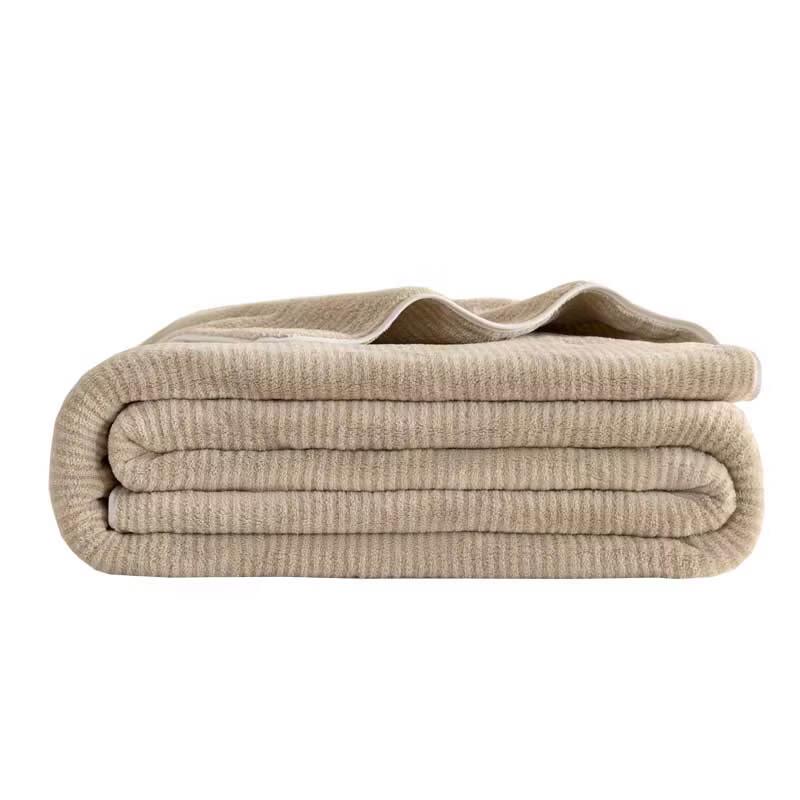 Hengyuanxiang Comfortable Fleece Blanket