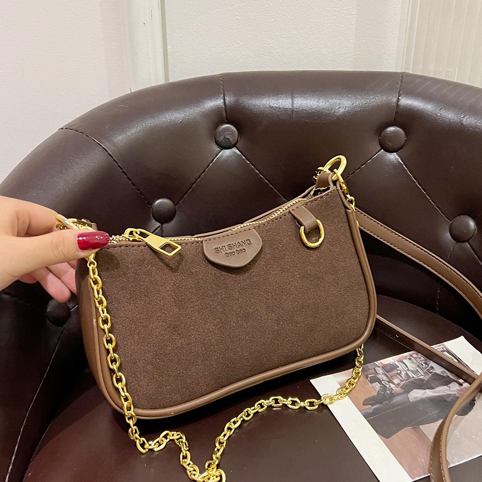 Scrub Small Retro Hand Bag Diagonal Cross Chain Letter Monochrome Fashion Shoulder Bag