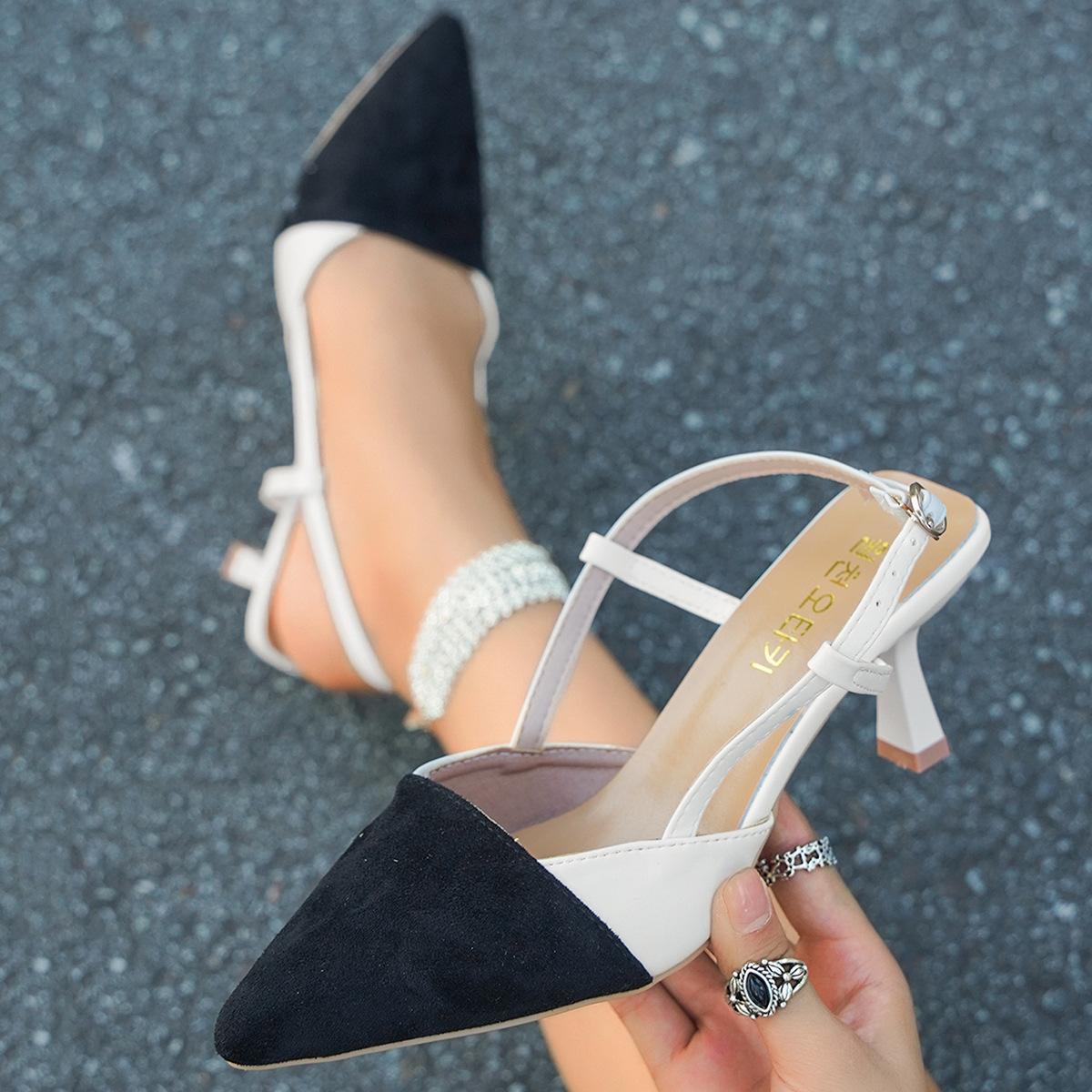 

2025 новые модные универсальные босоножки на высоком каблуке с заостренным носком, односложная пряжка с сумкой на голове и пустые босоножки модные босоножки 35