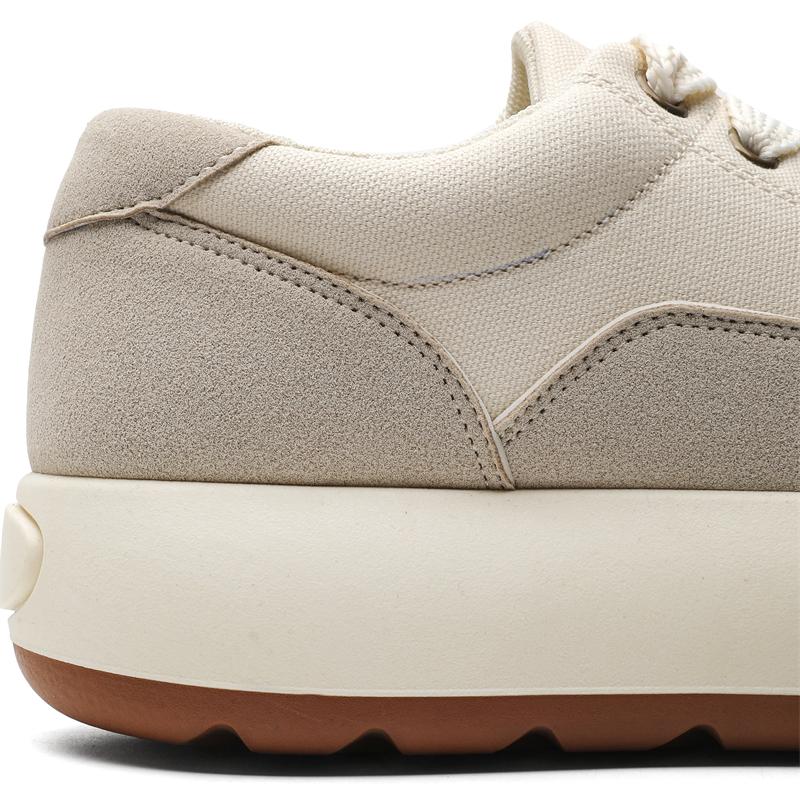 Niche Brand Originální Design 2025 Jaro Nové Sportovní Tenisky Pro Muže Černé Hombre Denní Oblečení Casual Boty Zvyšující Výšku