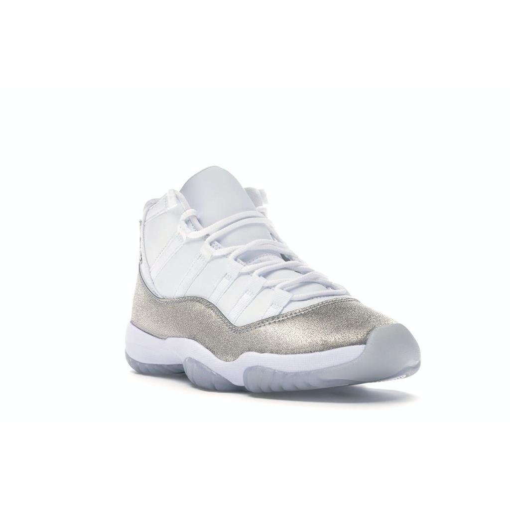 Air Jordan 11 Retro Vast Grey Women Sneakers White Metallic-Silver-Vast-Grey AR0715-100