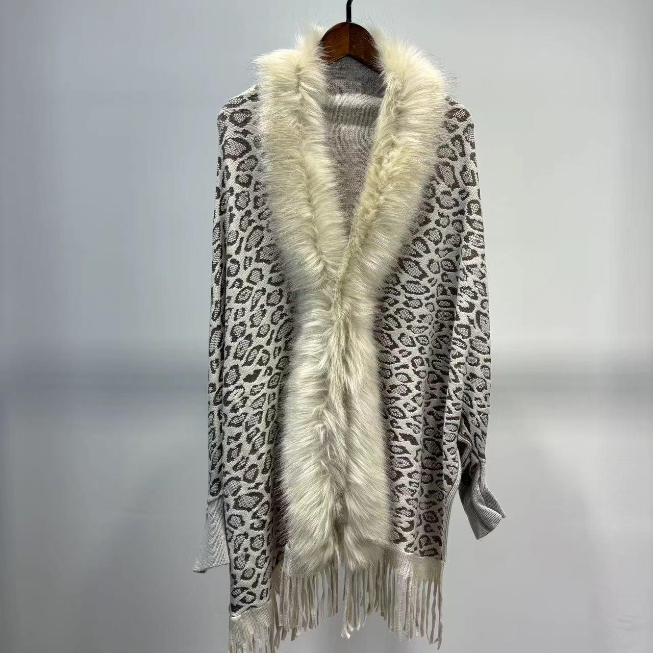 

Жіноче в язане пончо 2023 з хутряним коміром - Осінньо-зимовий леопардовий шаль 175cm and above бежевий