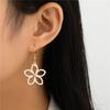 Hollow Little White Flower Earrings, Earrings, Fashionable, Simple, Small and Fresh, Versatile Daily Travel Atmosphere, Exquisite Ears