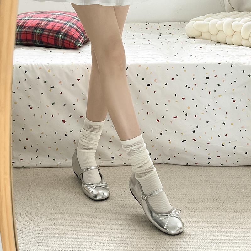 Retro silver French flat bottom light mouth single shoes women's summer 2025 new models with skirts versatile inner height increase Mary Jane shoes