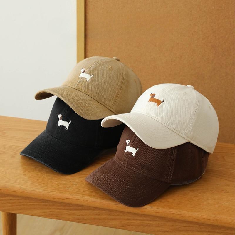 Dachshund Dog Embroidered Baseball Hats Universal Cotton Sun Hat Fashionable and Versatile Outdoor Trip Baseball Hat