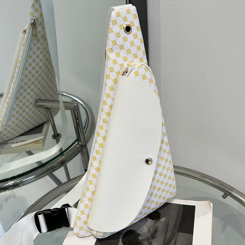 Niche Design Crossbody Bag Autumn Large Capacity Mobile Phone Bag Korean Version of Women's Bag Single Shoulder