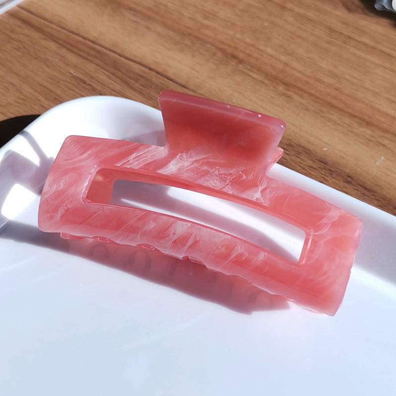 European & American Women’s Black & White Checkered Hair Clip - Large Acetate Acrylic Claw for Bun Hairstyles