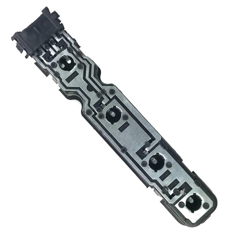 2 szt. Uchwyt Podstawa Lampy Tylnej LED 1681537 6C1113N004AB 6C11-13N004-AB Pasuje do MK6 MK7 Uchwyt Lampy Tylnej