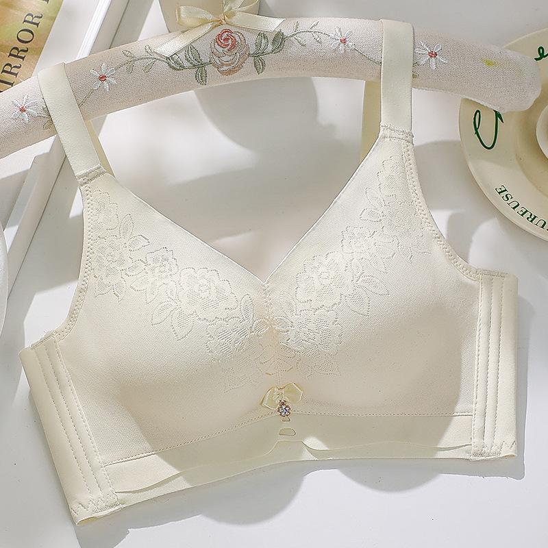 New vest without steel ring adjustment bra cover gathered anti-sagging medium and thick cup can be