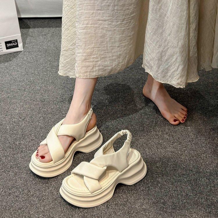 Platform-soled sports sandals women's summer 2025 new versatile beach outer wear Roman shoes soft-soled heightening women's shoes