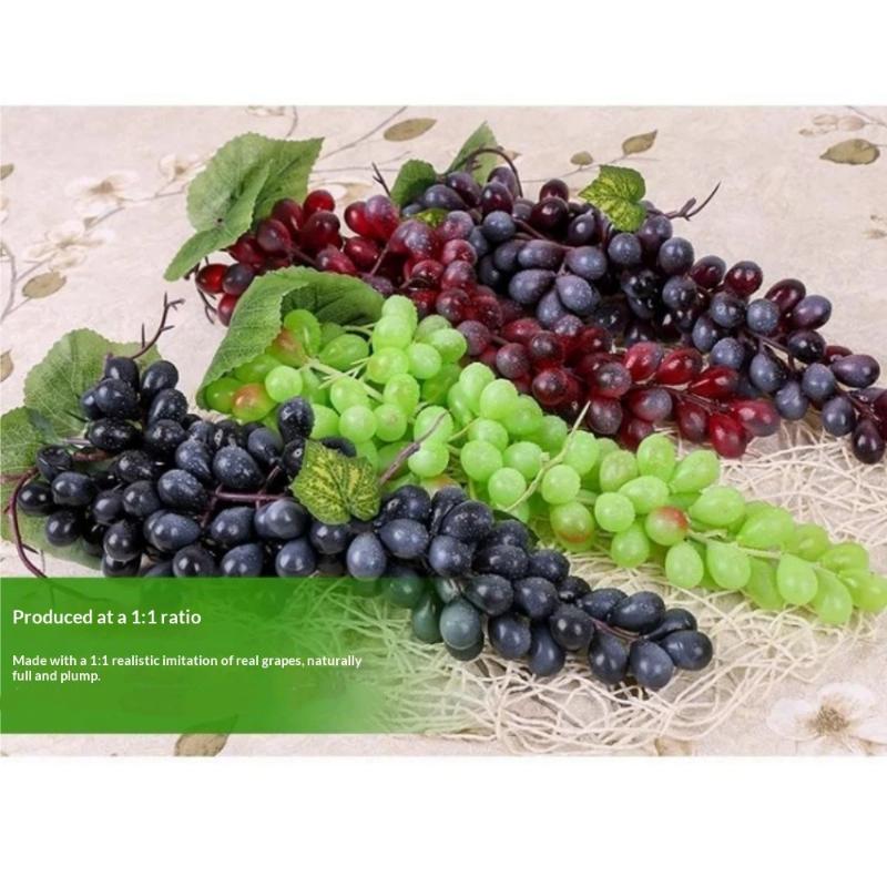 1Pcs Realistic Plastic Artificial Grapes Bunches Simulation Fake Fruit with Leaves for Vintage Home Decor Party Table Display