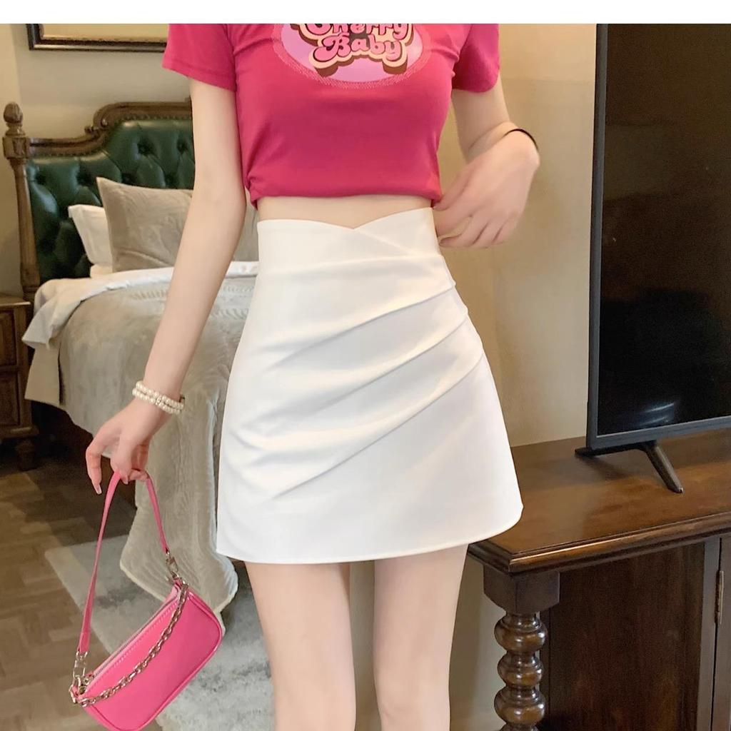 2025 New Autumn High-Waist Irregular A-Line Hip-Hugging Pleated Skirt for Women
