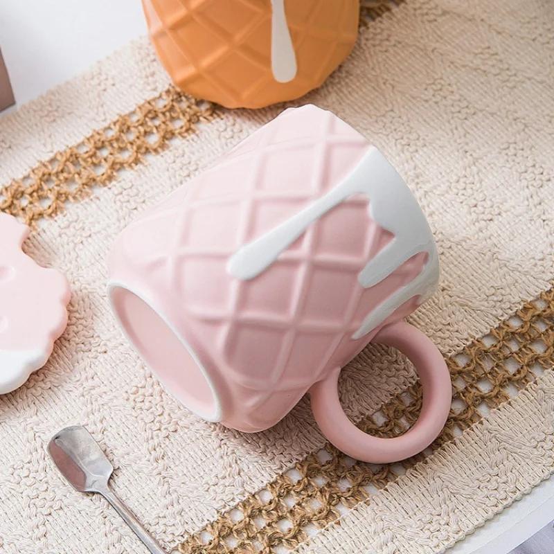 1pc 400ML Biscuit Pattern Coffee Mug With Lid And Spoon Ceramic Coffee Cups Cute Kawaii Water Cup Summer Winter Drinkware Gifts