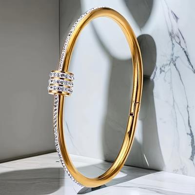 Chic Stainless Steel Bangle Bracelet with Sparkling Rhinestones - Versatile & Luxurious Accessory for Women, Perfect Gift