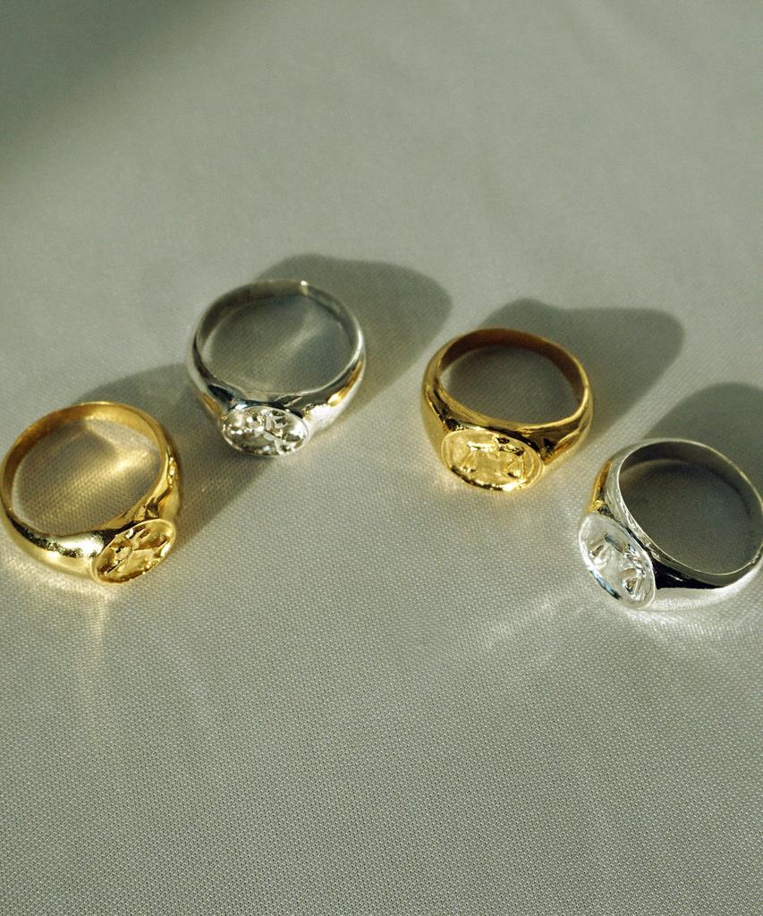 Bizarre Jewelry Engraved Ring (Angel & Scales)