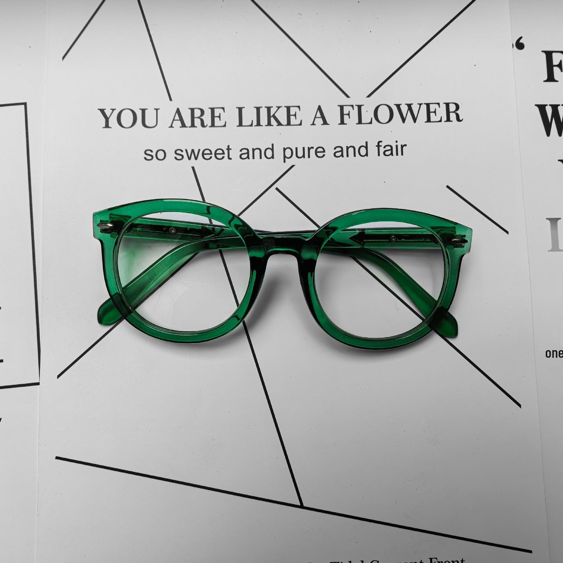 2026 Retro Large Round Frame Glasses, Black Arrow, Eight Flat Lenses, Women s Slimming Commute, Bare Face Look.