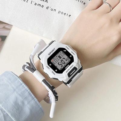 Orologio Digitale Quadrato con Calendario, Sveglia, Cronometro, Segnale Orario e Luce Luminosa