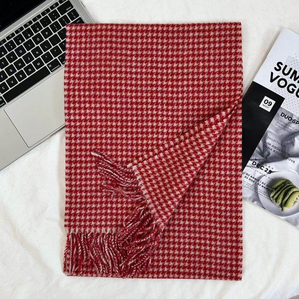 Xiaohongshu Popular Cherry Red New Year'S Red 100% Wool British Versatile Scarf Women'S And Men'S Cashmere Warm Scarf