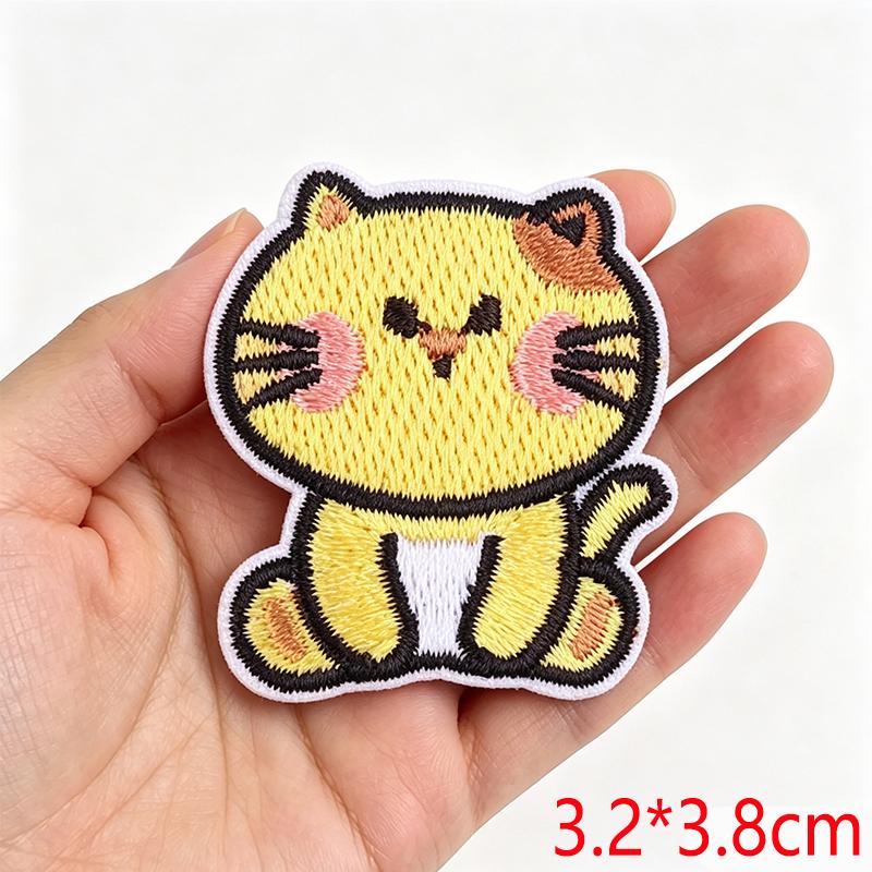 Cartoon Cute Small Animal Embroidered Iron On Patch DIY for Hats Jeans Backpack Clothing Sew Sticker Decoration Cap