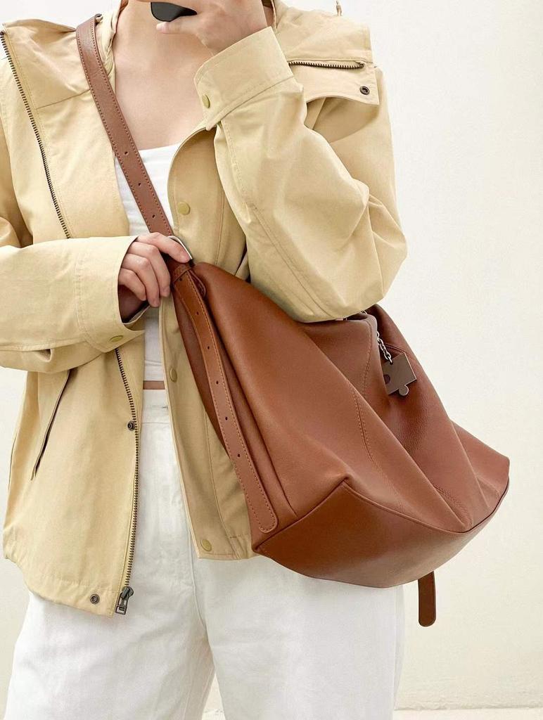 Fashionable And Lazy New Leather Women's Bag Soft Cowhide Large Tote Bag Women's Armpit Bag Casual Shoulder Crossbody Bag