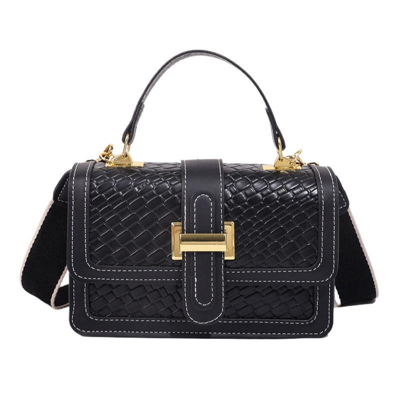 Chic And Trendy Pu Leather Shoulder Bag With Quilted Pattern And Stitching Detail