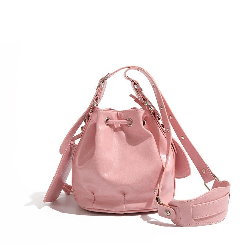 New Versatile Drawstring Women's Bag Fashion Bucket Bag Rivet Motorcycle Bag High-end Casual Commuter Shoulder Crossbody Bag