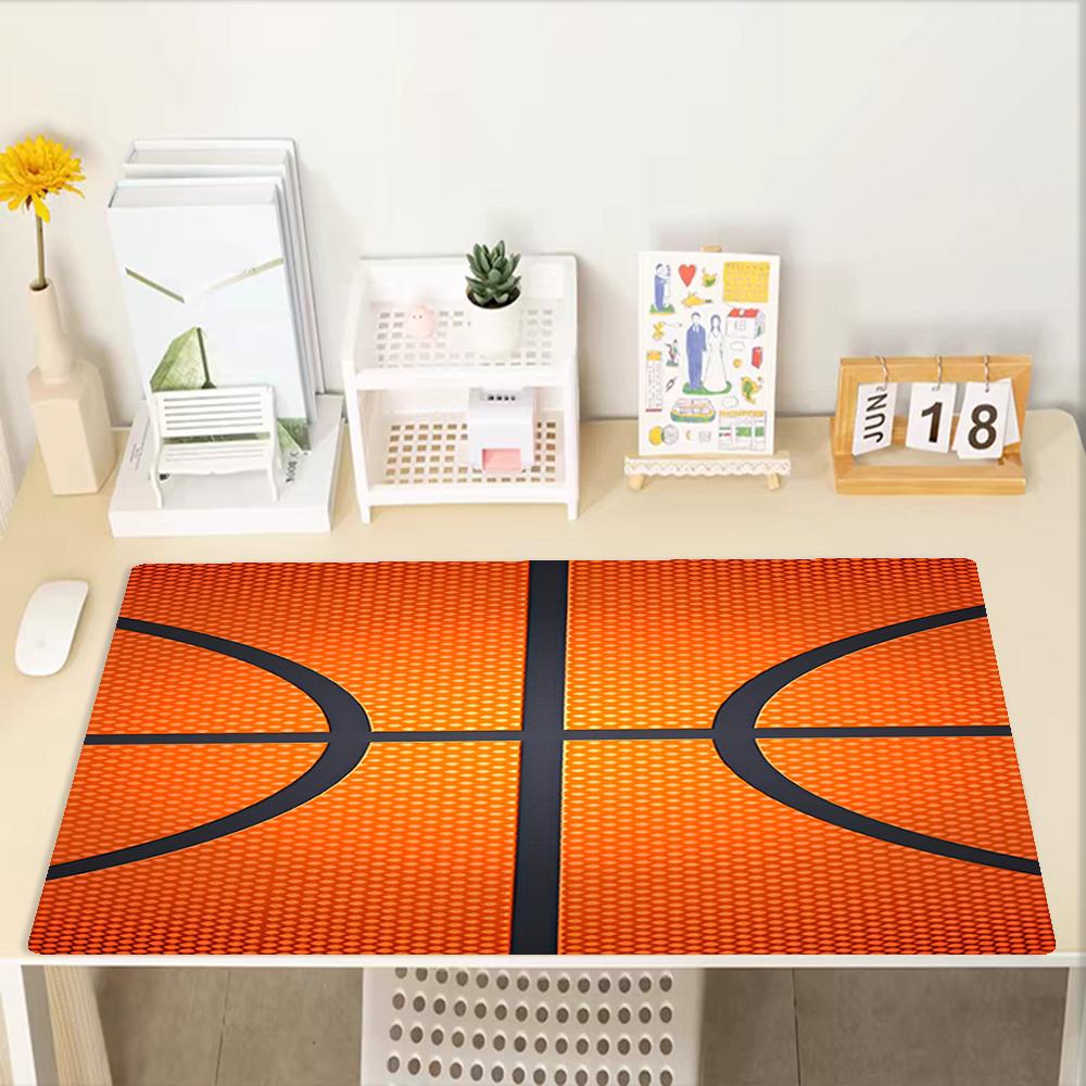 Basketball-Thema Mauspads, Rutschfeste Gummiunterseite, Multifunktionales Büro- & Wohnraumdekor, Perfekt zur Personalisierung des Arbeitsplatzes.