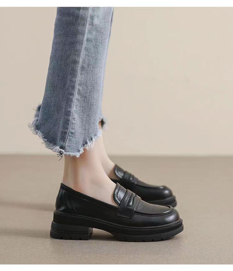 Women's British-Style Thick Sole Loafers, 2025 Trending, Genuine Soft Leather, Versatile & Comfortable.