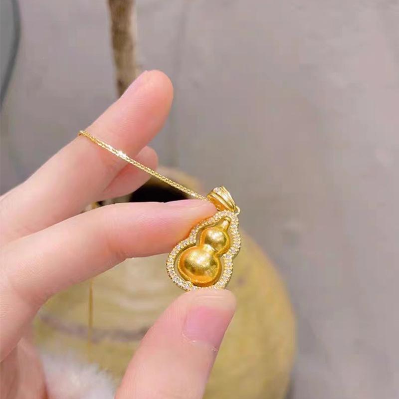 18K Gold Copper-Plated Gourd Necklace for Women - Luxury Rotatable Fu Lu Pendant for Good Luck