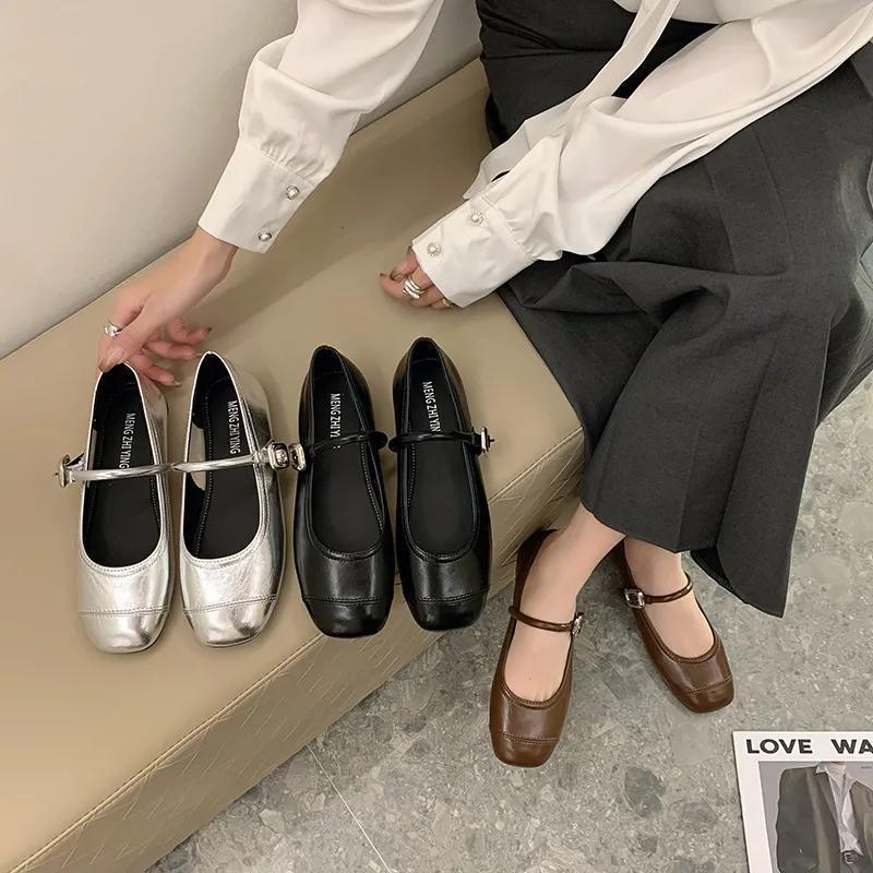 

Mary Jane shoes shallow mouth thick heel single shoes women s spring new Korean version square head flat bottom shallow mouth soft sole Doudou shoes 35