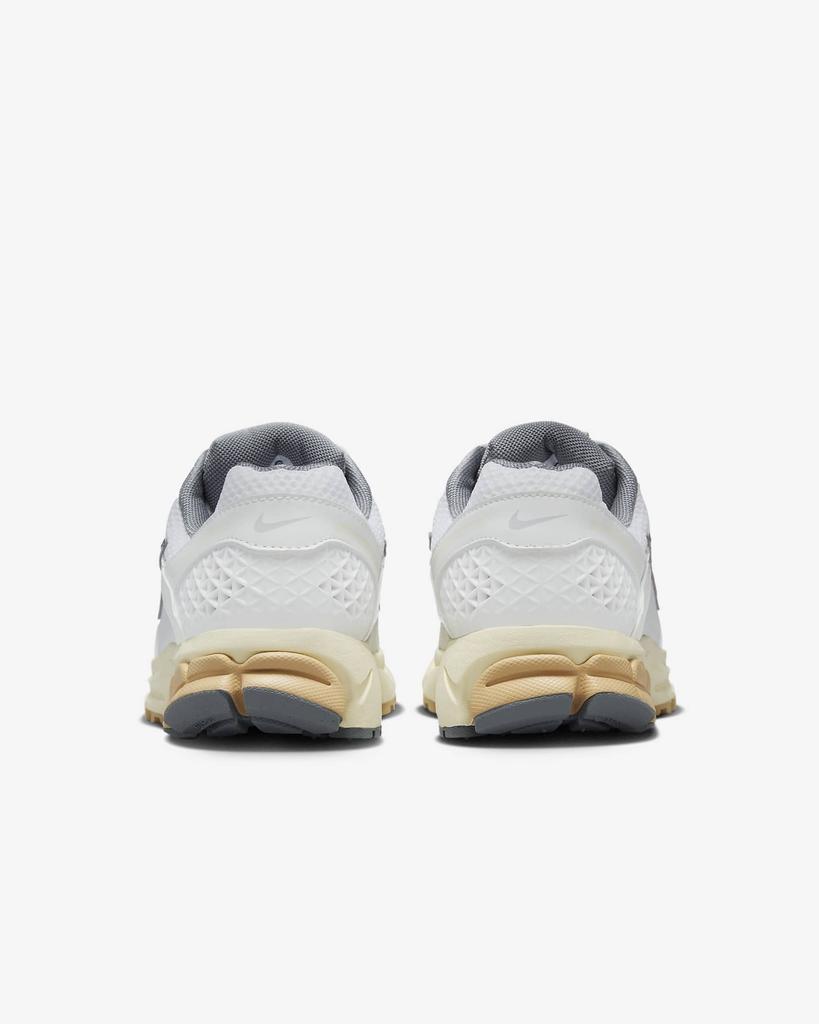 FJ2028-101 Nike Zoom Vomero 5 Summit White Pure Platinum Smoke Grey (Women's)