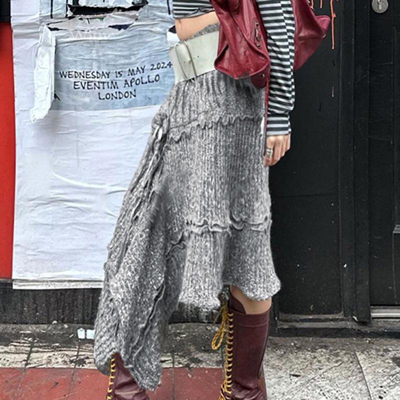 Women's Autumn Irregular Hem Knit Skirt - European & American Street Style with Pleated Design and Lace Details