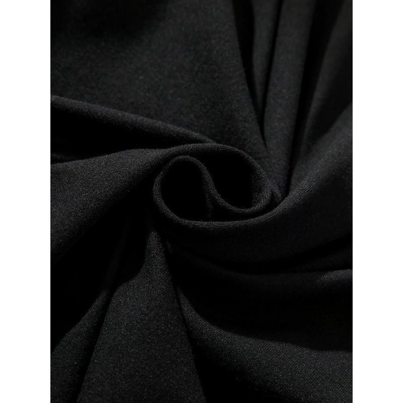 European sizes Streetwear T-Shirt with "No Guts No Glory" & Print - Spike-Headed Red-Eye Skull Graphic, Digital Sublimation Tee for Hip-Hop Style,