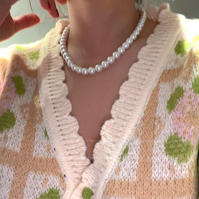 Colar de Pérolas Estilo Coreano 2023: Corrente de Clavícula Versátil para Mulheres