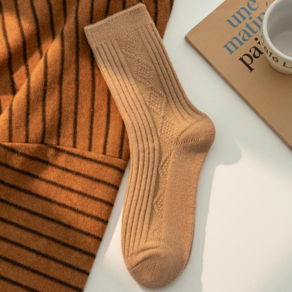 Autumn-Winter Warm Cashmere Diamond Thick Mid-Calf Socks for Women